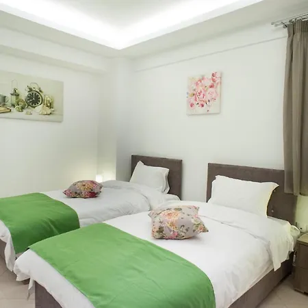 Dream 3 Perea Apartament *